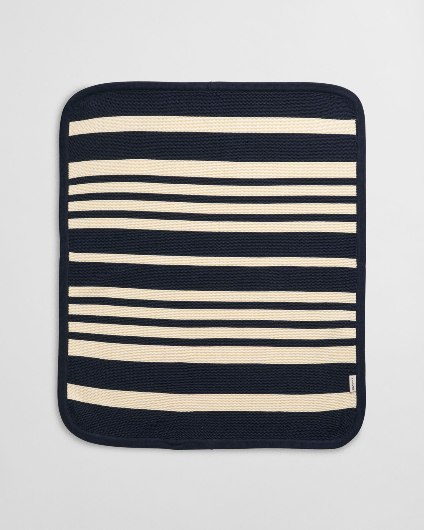 Baby bretonstribet tæppe