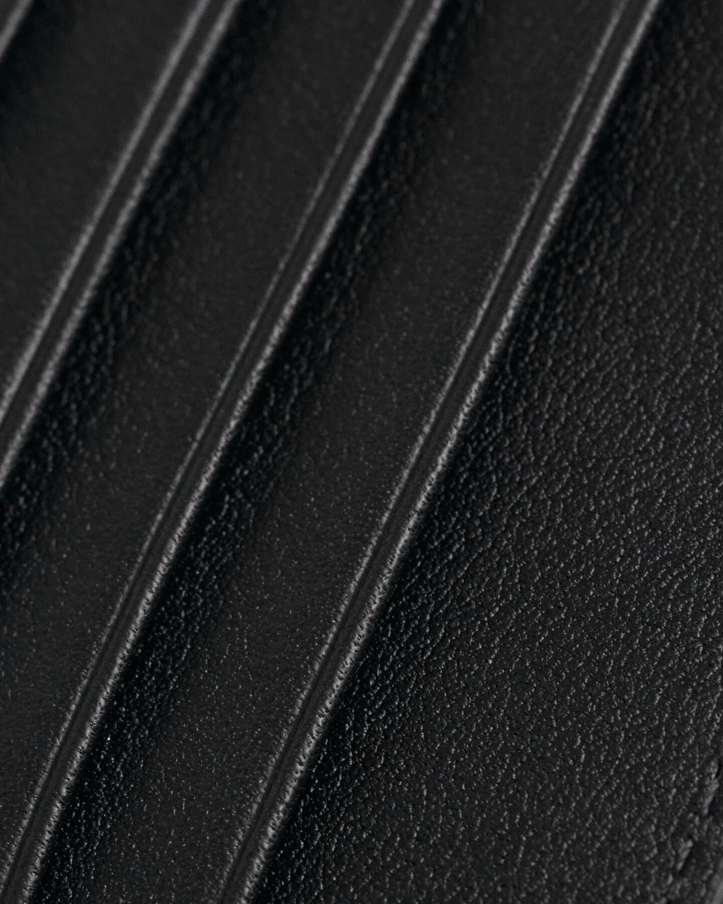 Kortholder af læder med lynlås