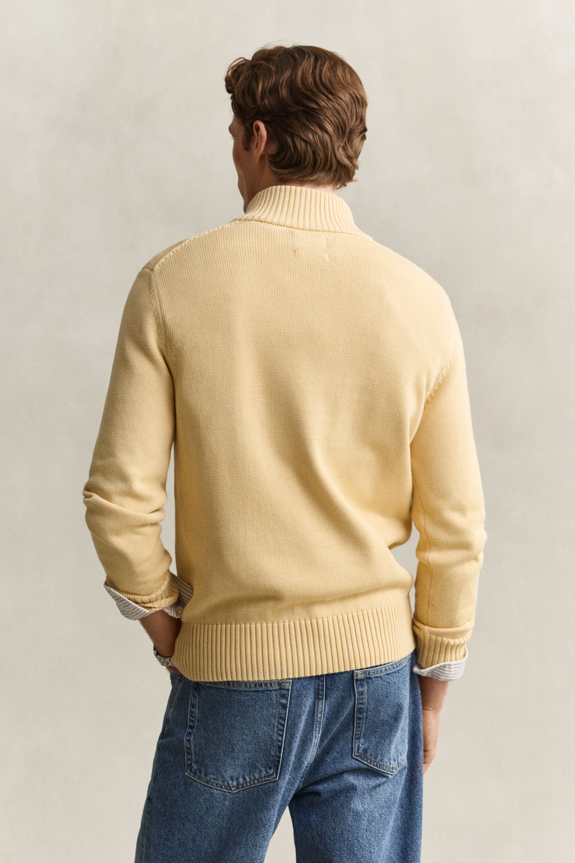Sweater i supimabomuld med knaplukning i halsen