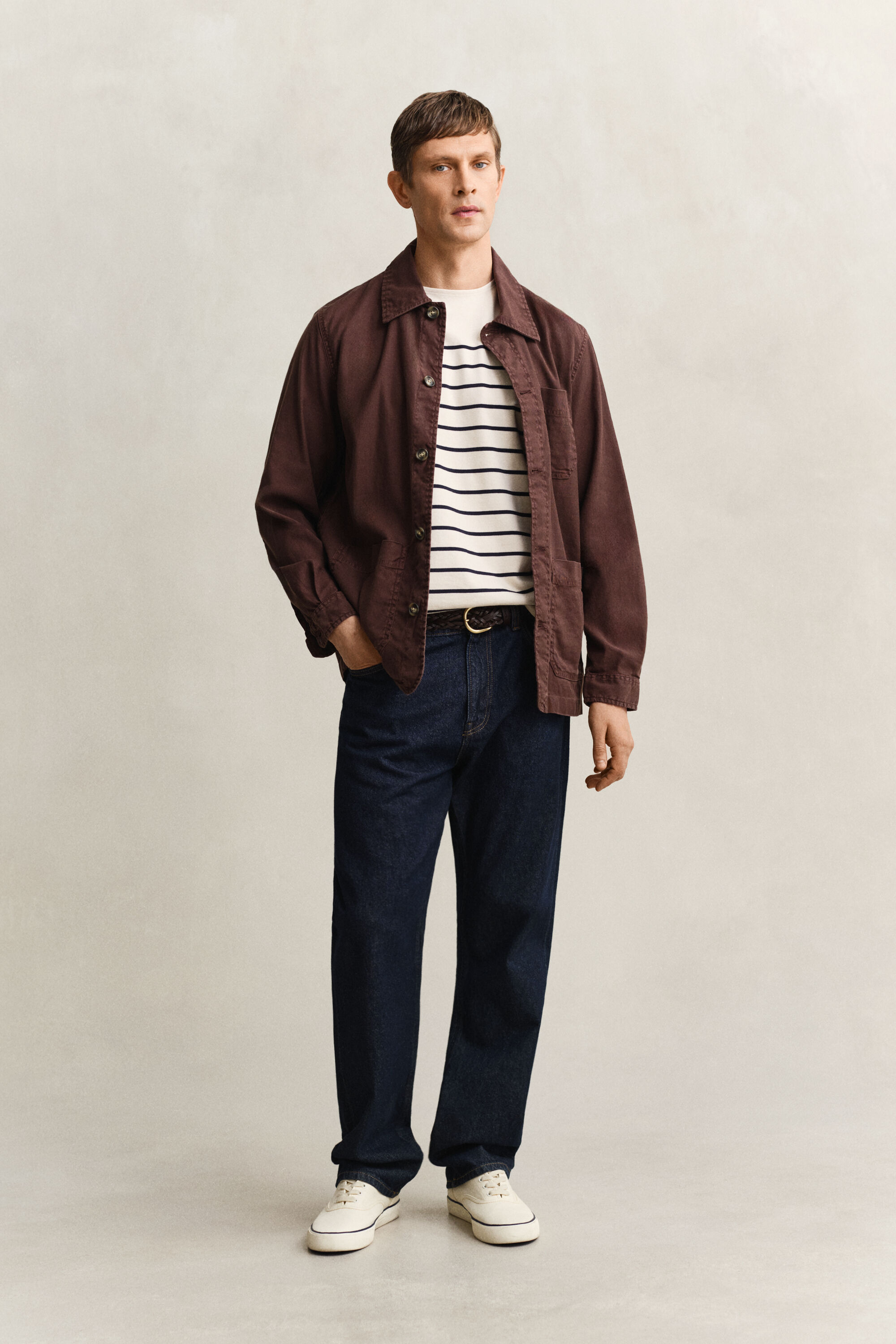 T-shirt med placeret stribe