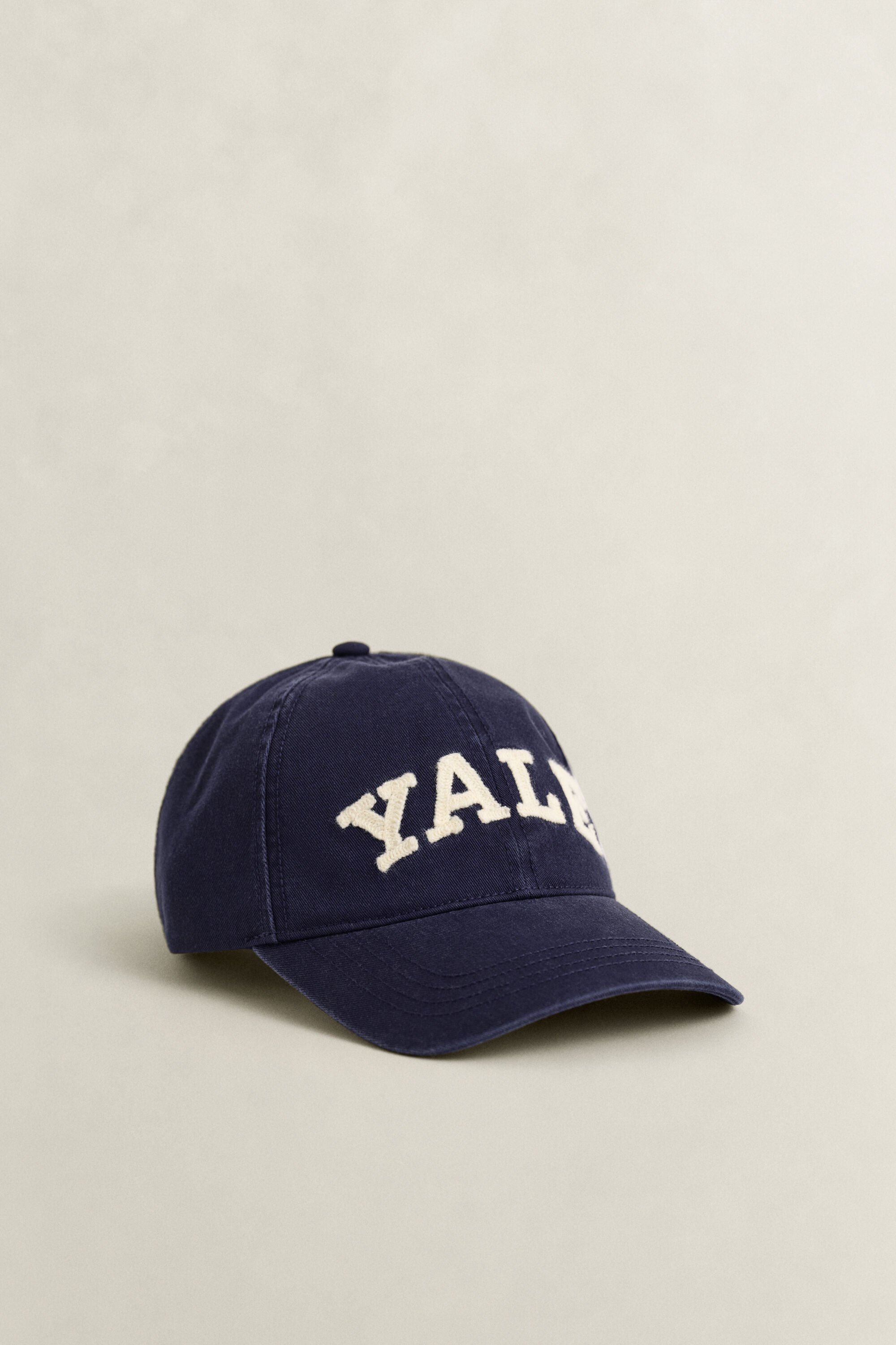 Gant x Yale cap i vasket bomuldstwill
