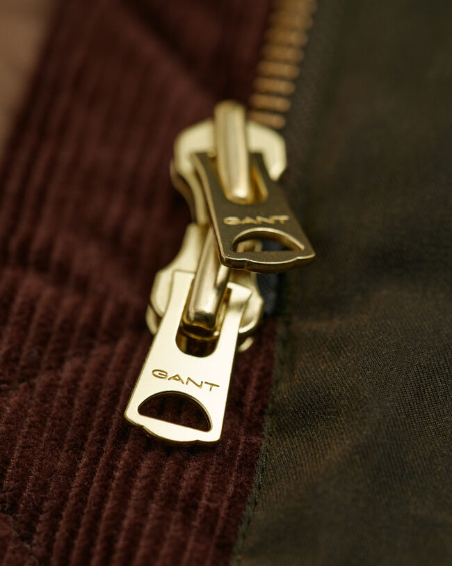 Vokset jakke i mellemlængde