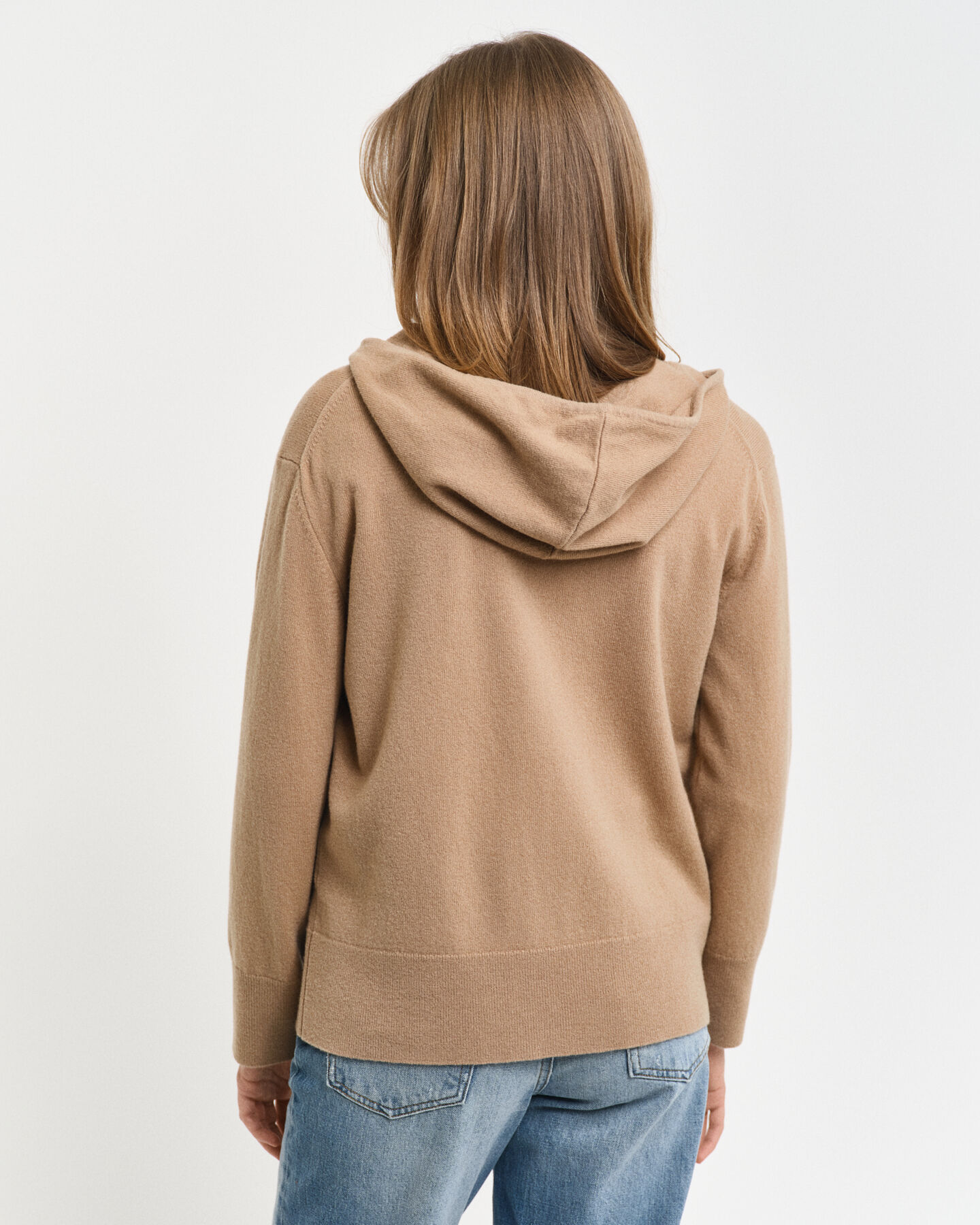 H&aelig;ttetr&oslash;je af ekstra fin lammeuld med lynl&aring;s