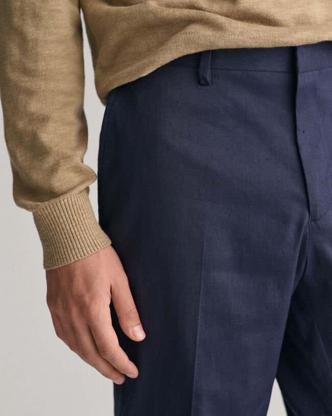 Slim fit jakkes&aelig;t-bukser af h&oslash;r og bomuld