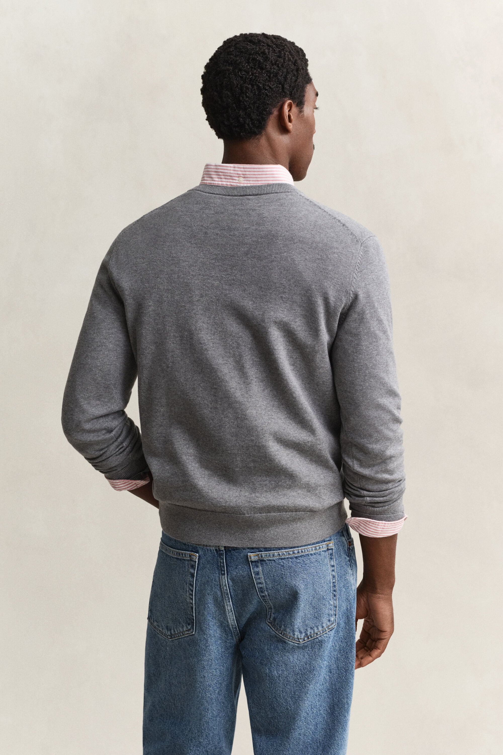 Sweater i bomuld med V-hals