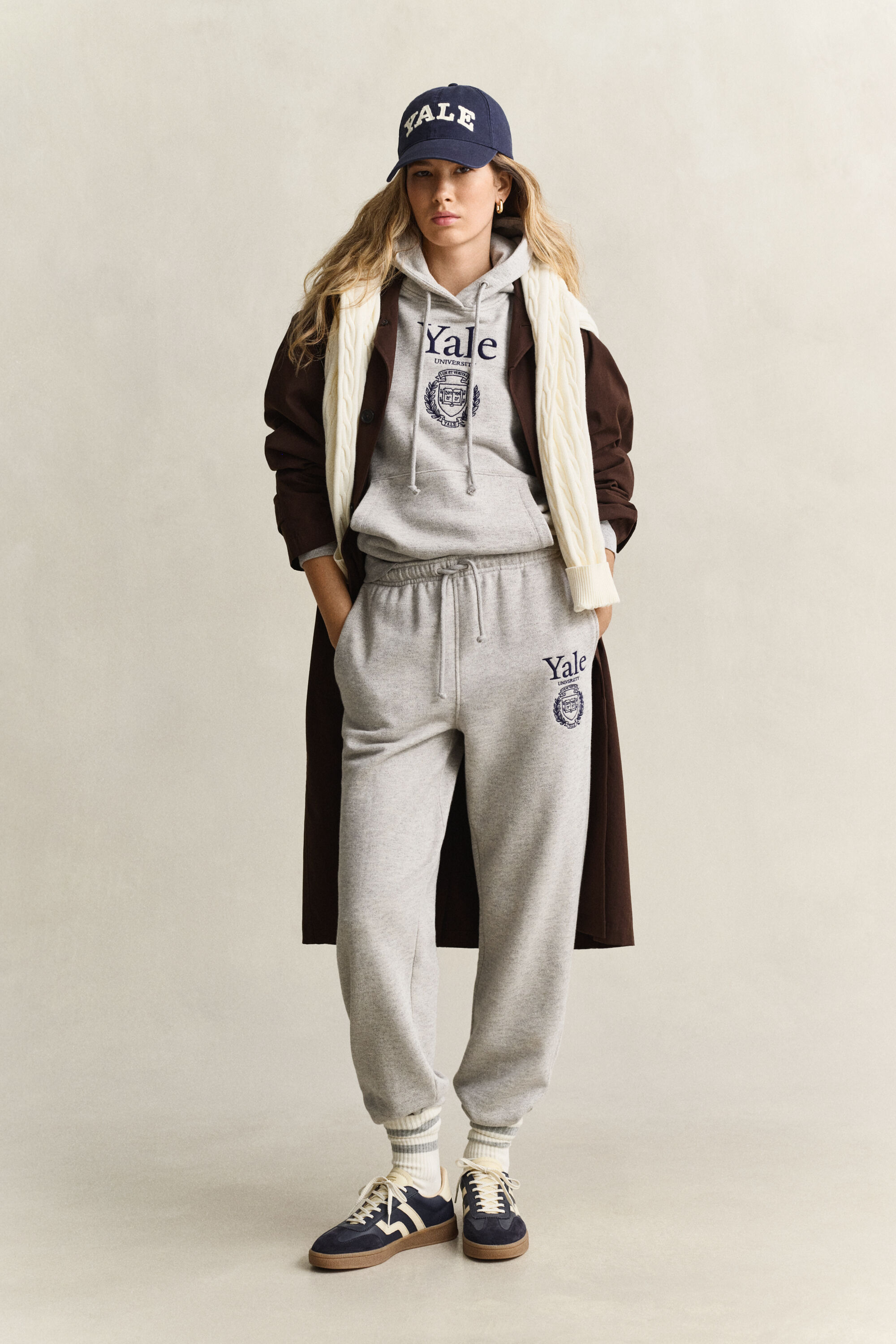 Joggingbukser med Gant x Yale-grafik