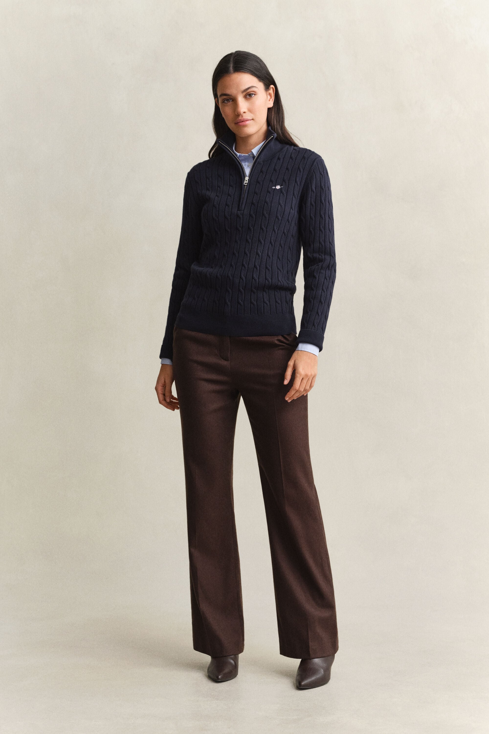 Kabelstrikket sweater med stræk og halv lynlås
