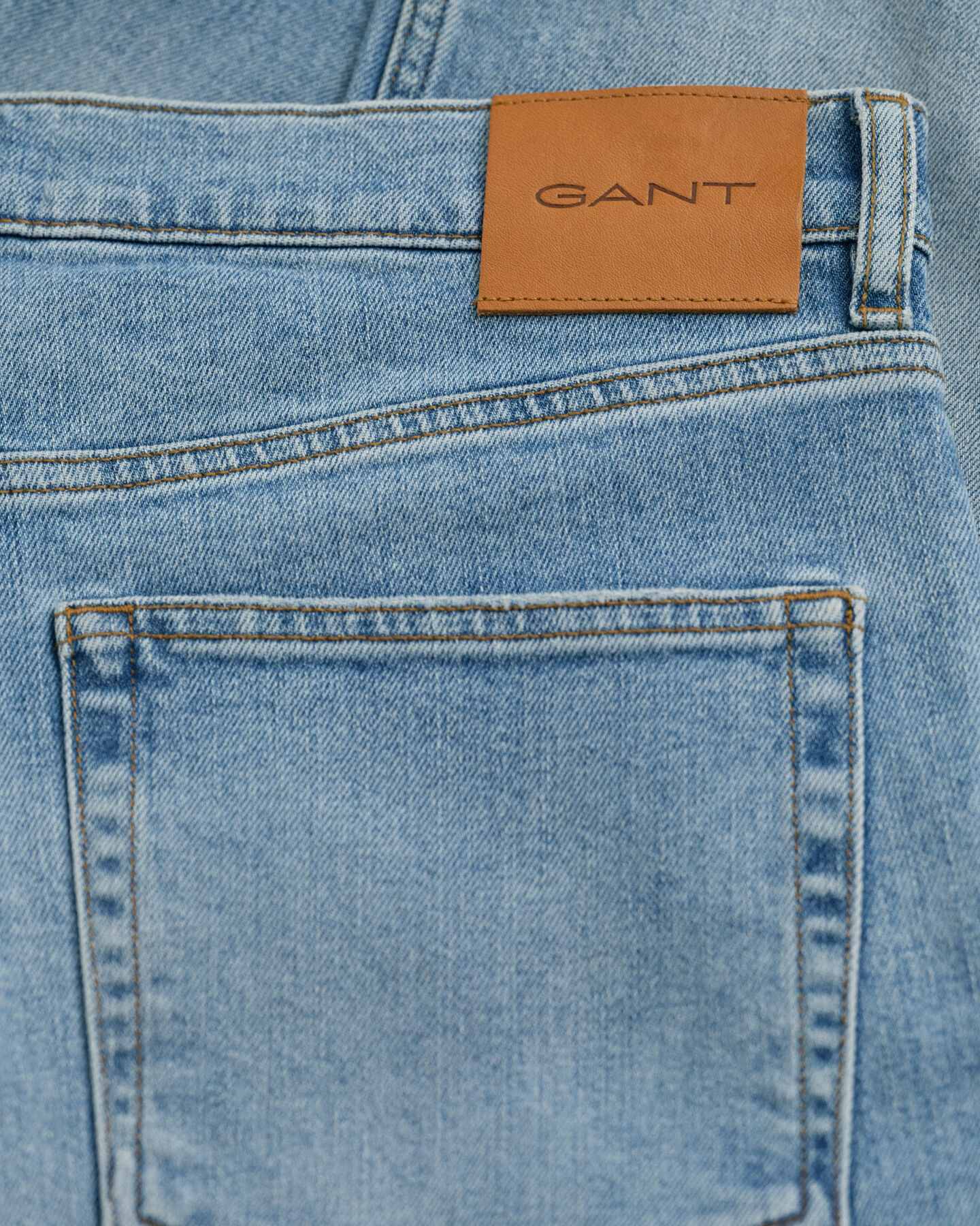Slim fit jeans