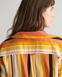 Relaxed fit stribet skjorte med bindeb&aring;nd