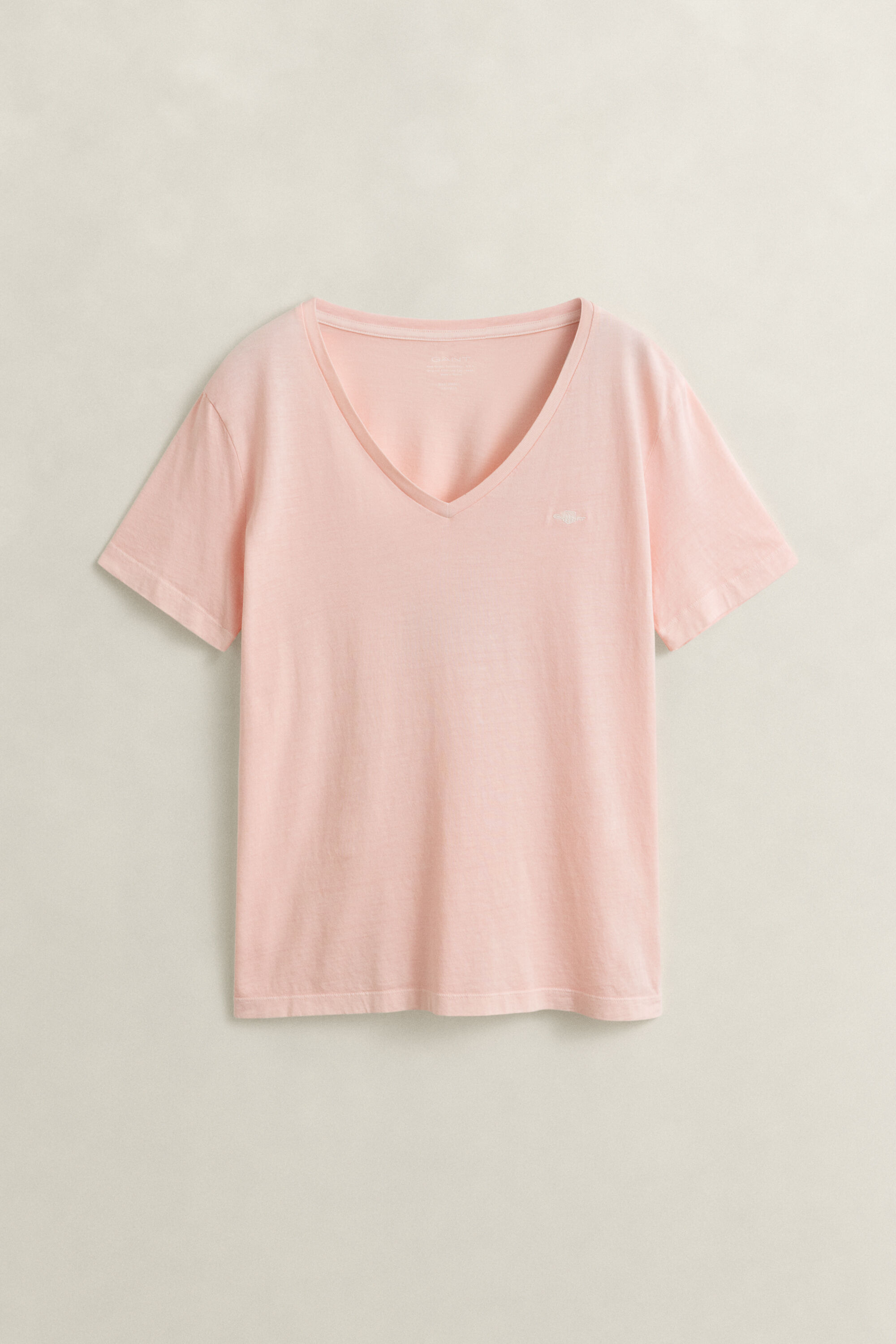 Vasket Shield T-shirt med V-hals