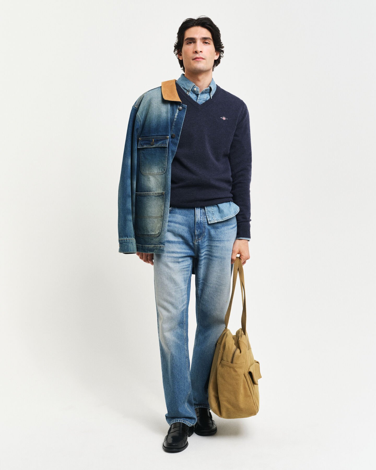 Sweater med V-hals af ekstra fin lammeuld