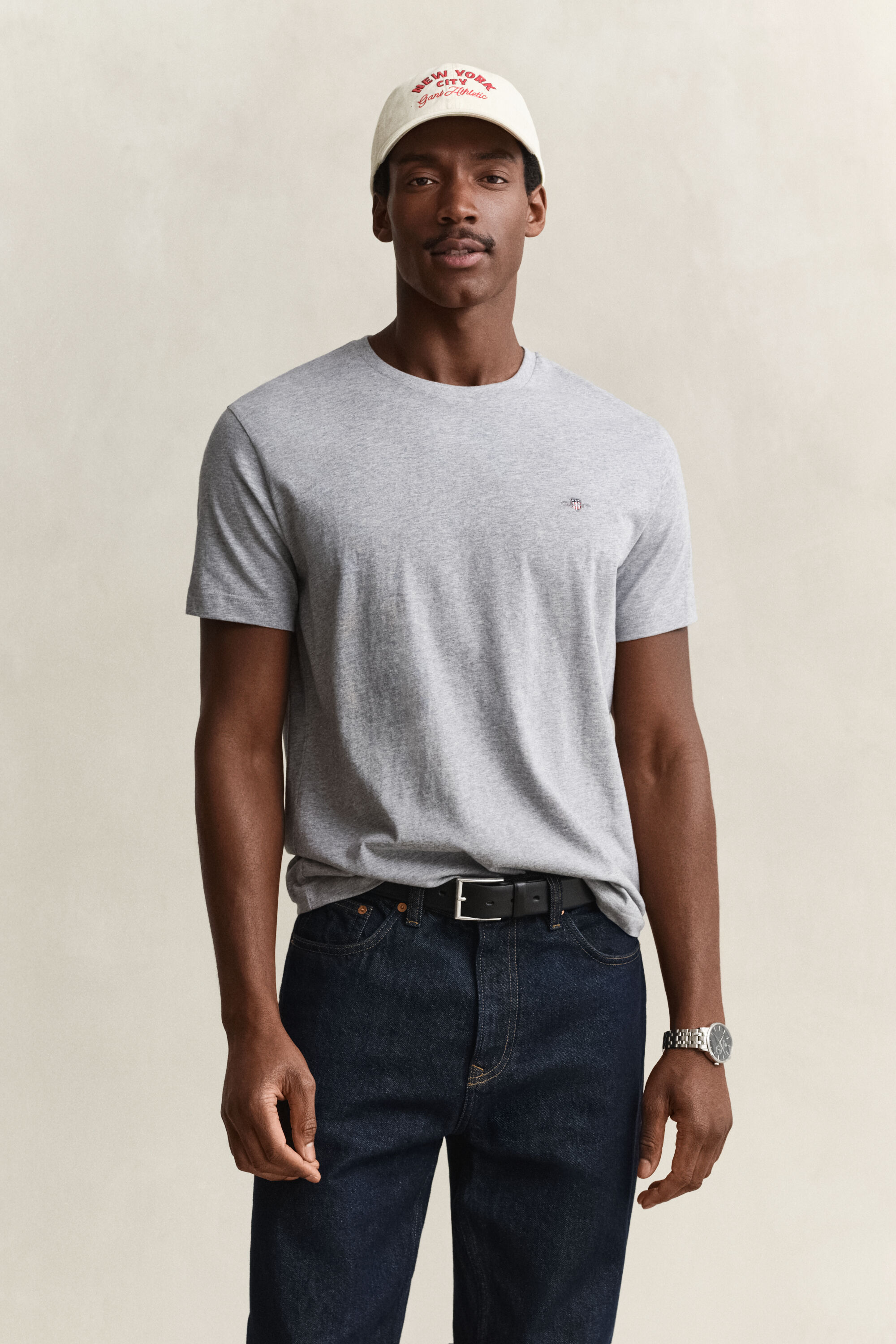 Regular T-shirt med skjold