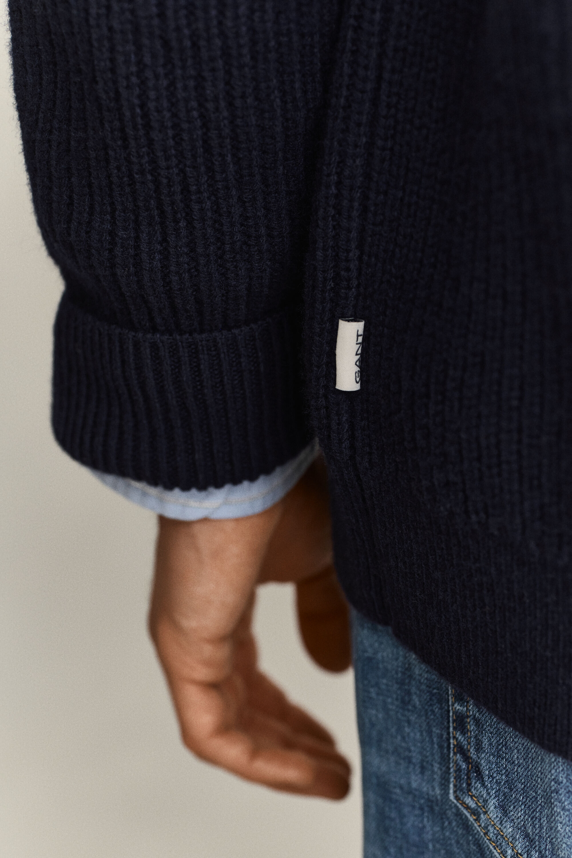 Ribstrikket cardigan i uldblanding