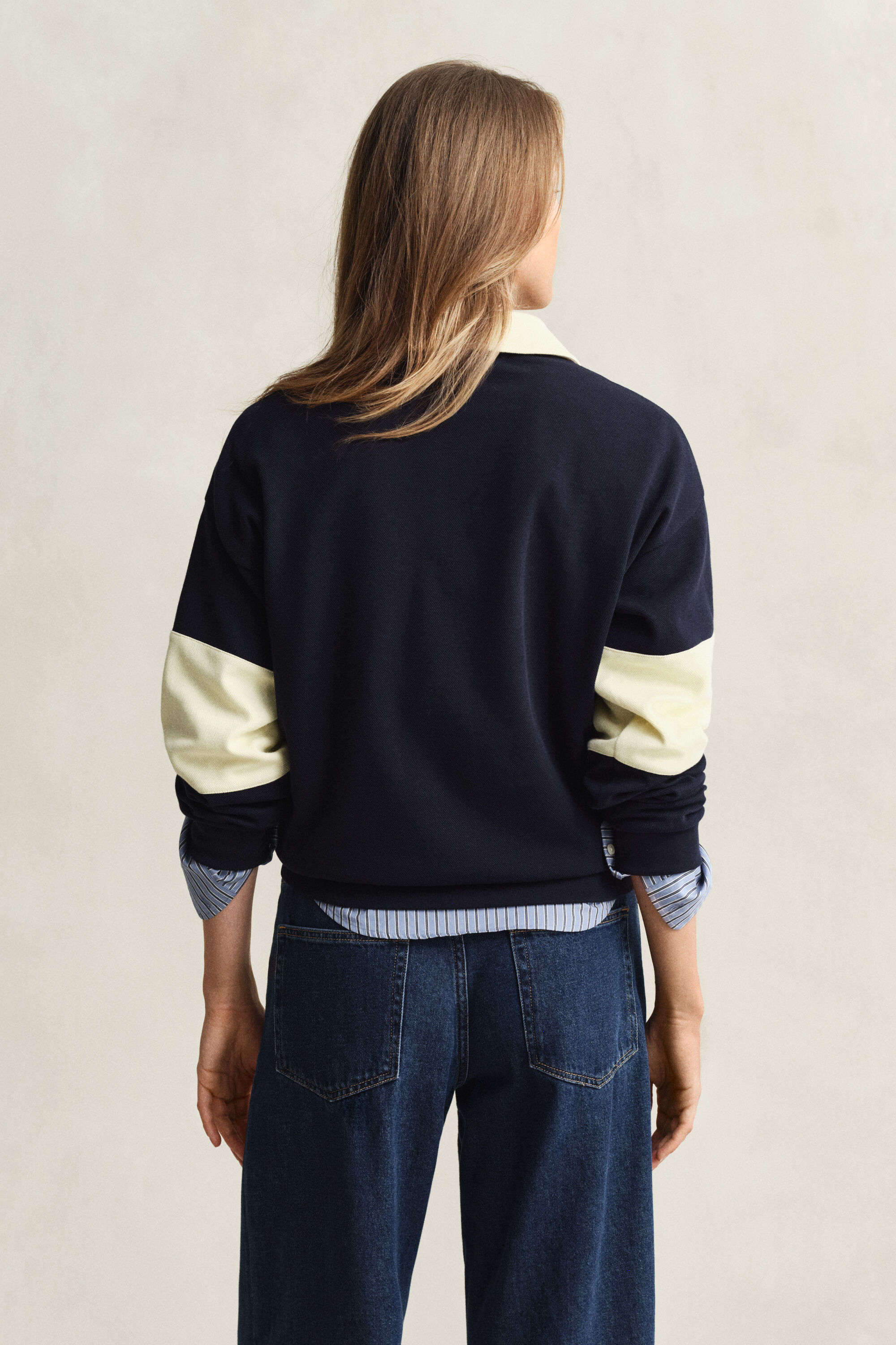 Piqué Rugger med struktur og farveblokke