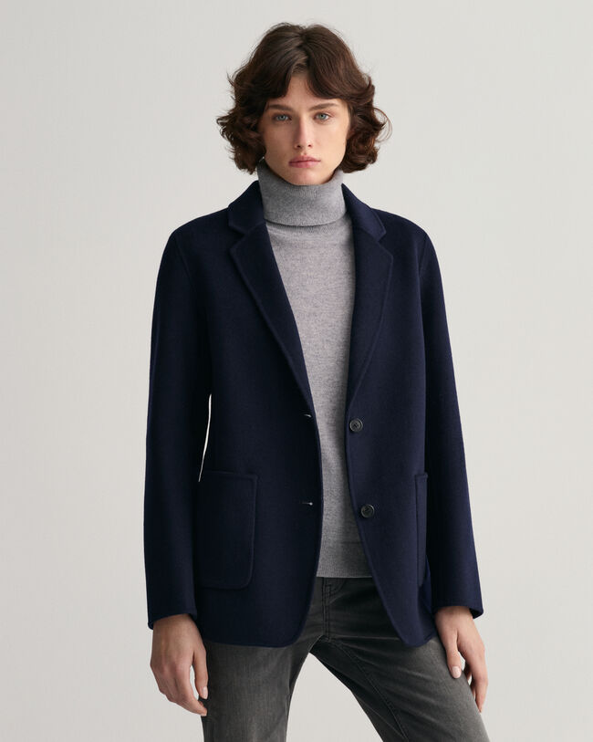 Håndsyet lige blazer