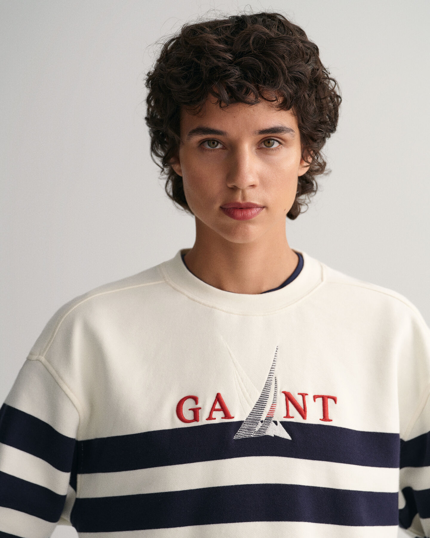 Sail Graphic stribet sweatshirt med crewneck