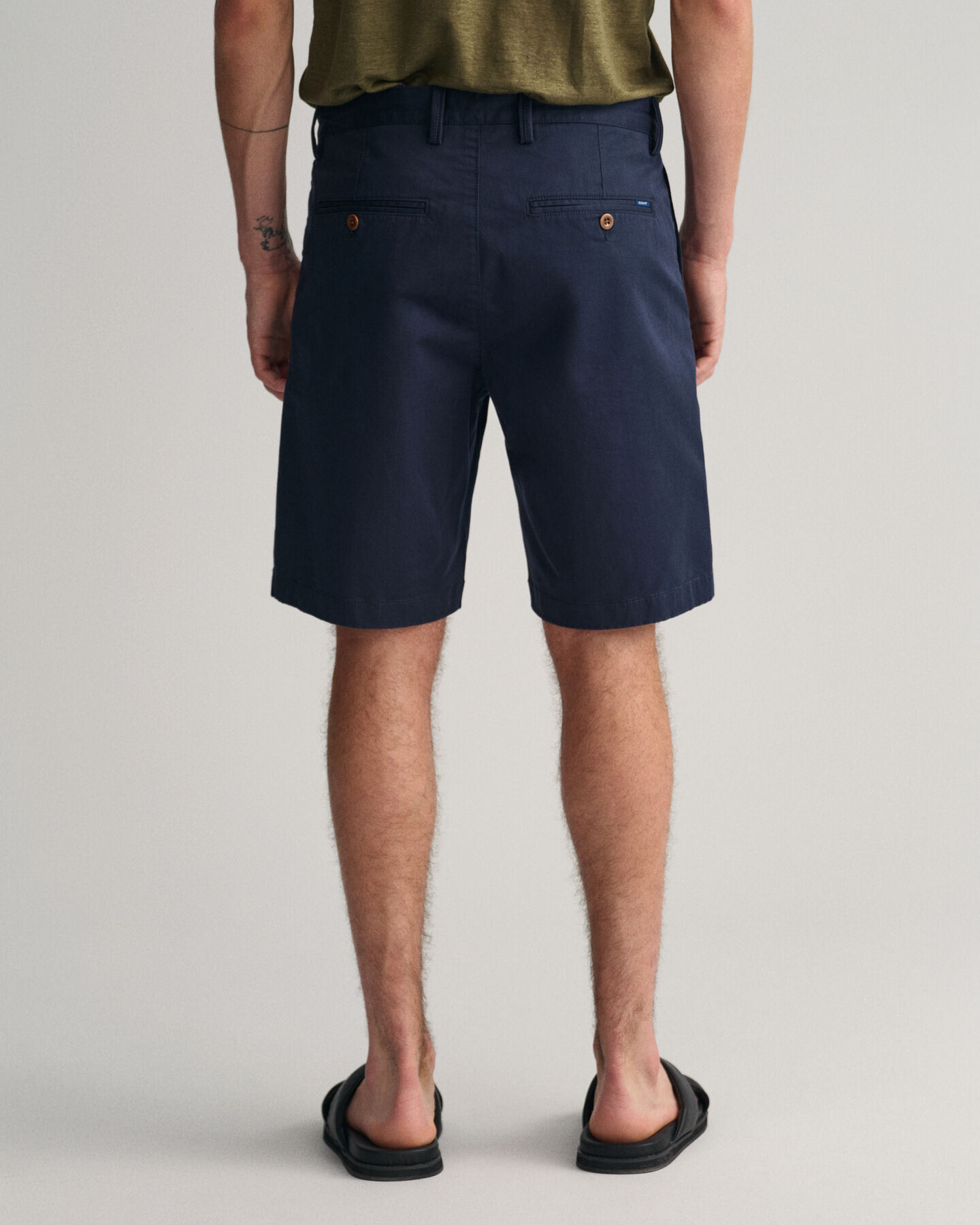 Hallden Slim fit shorts af twill