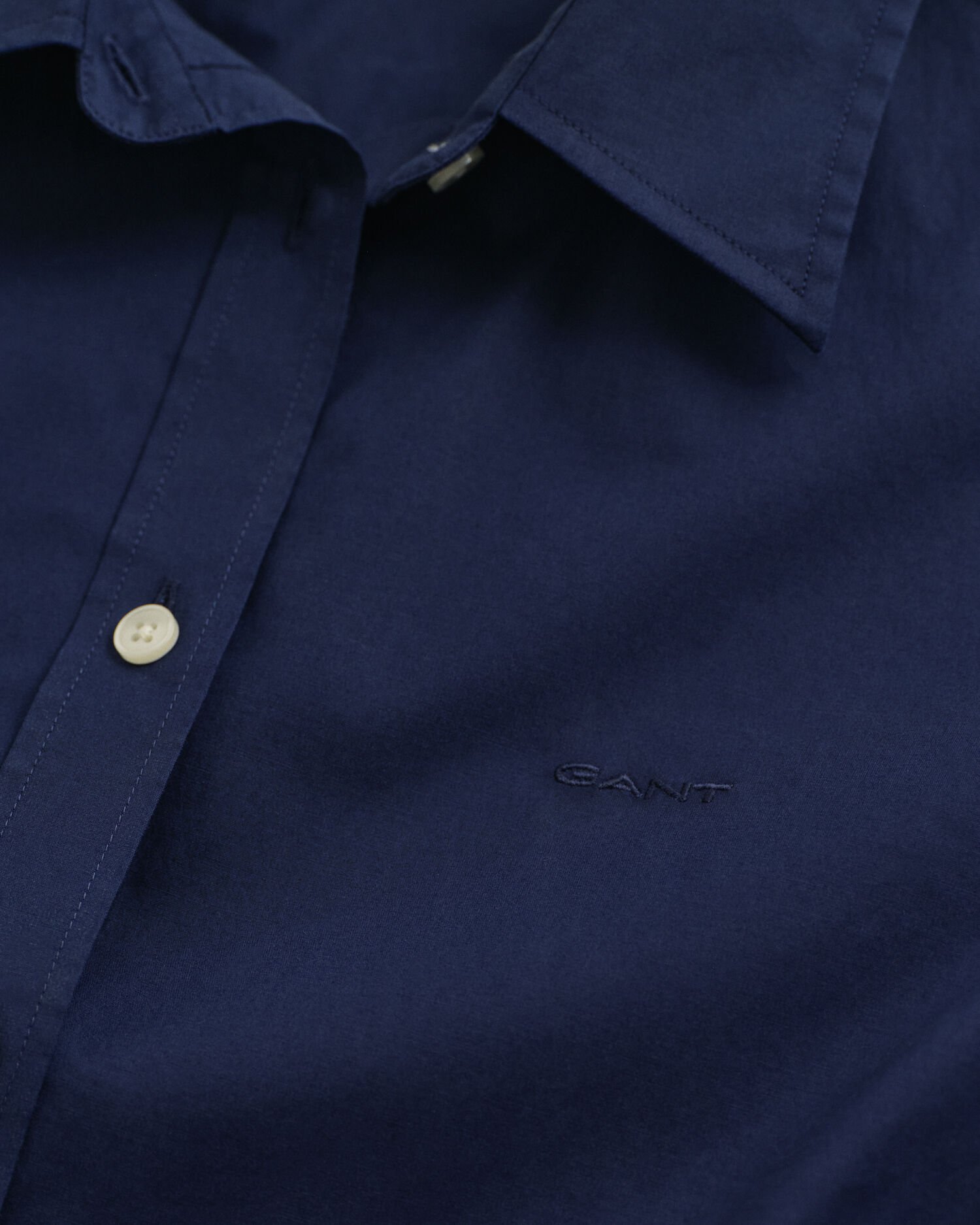 Slim fit poplin skjorte