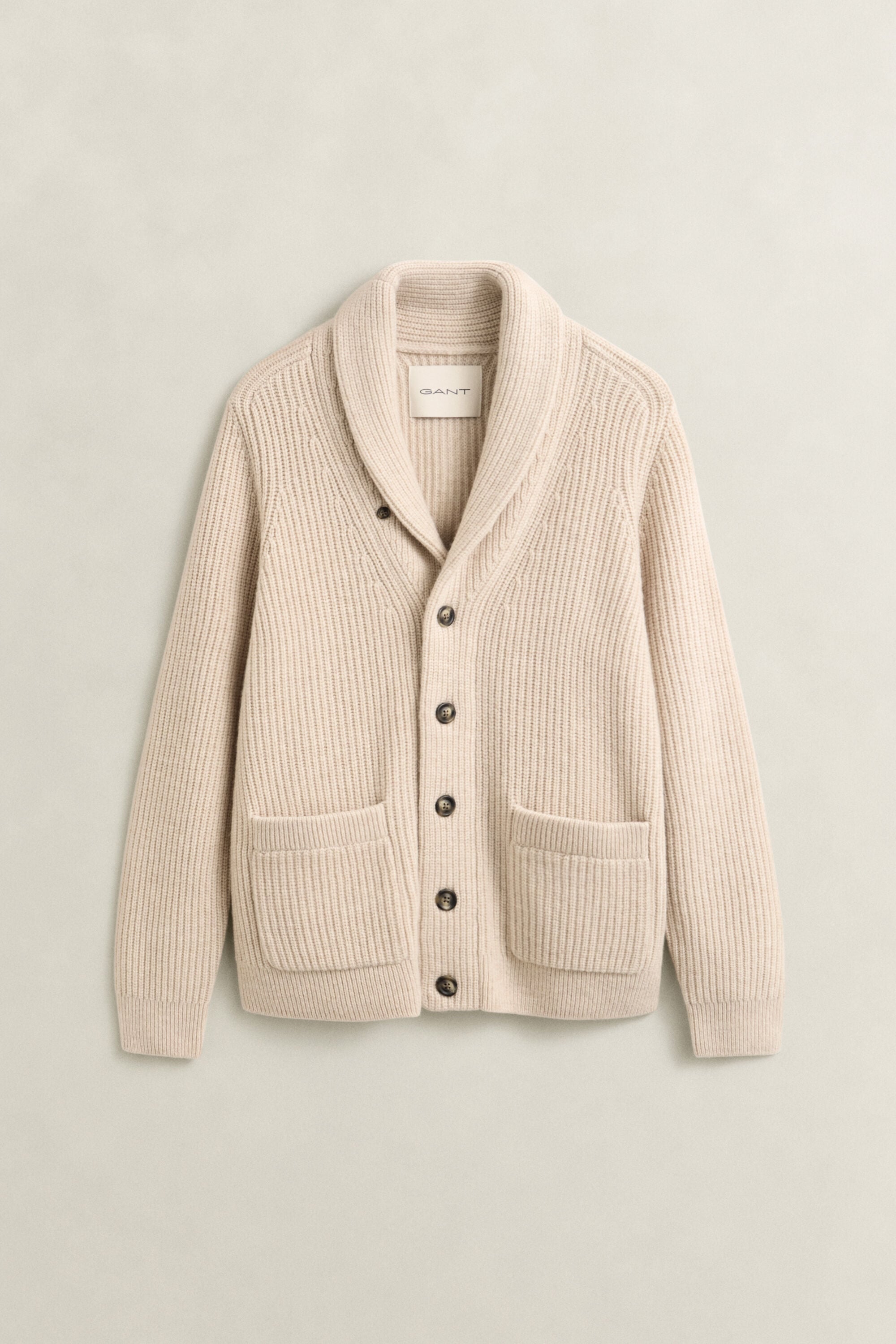 Ribstrikket cardigan i uldblanding