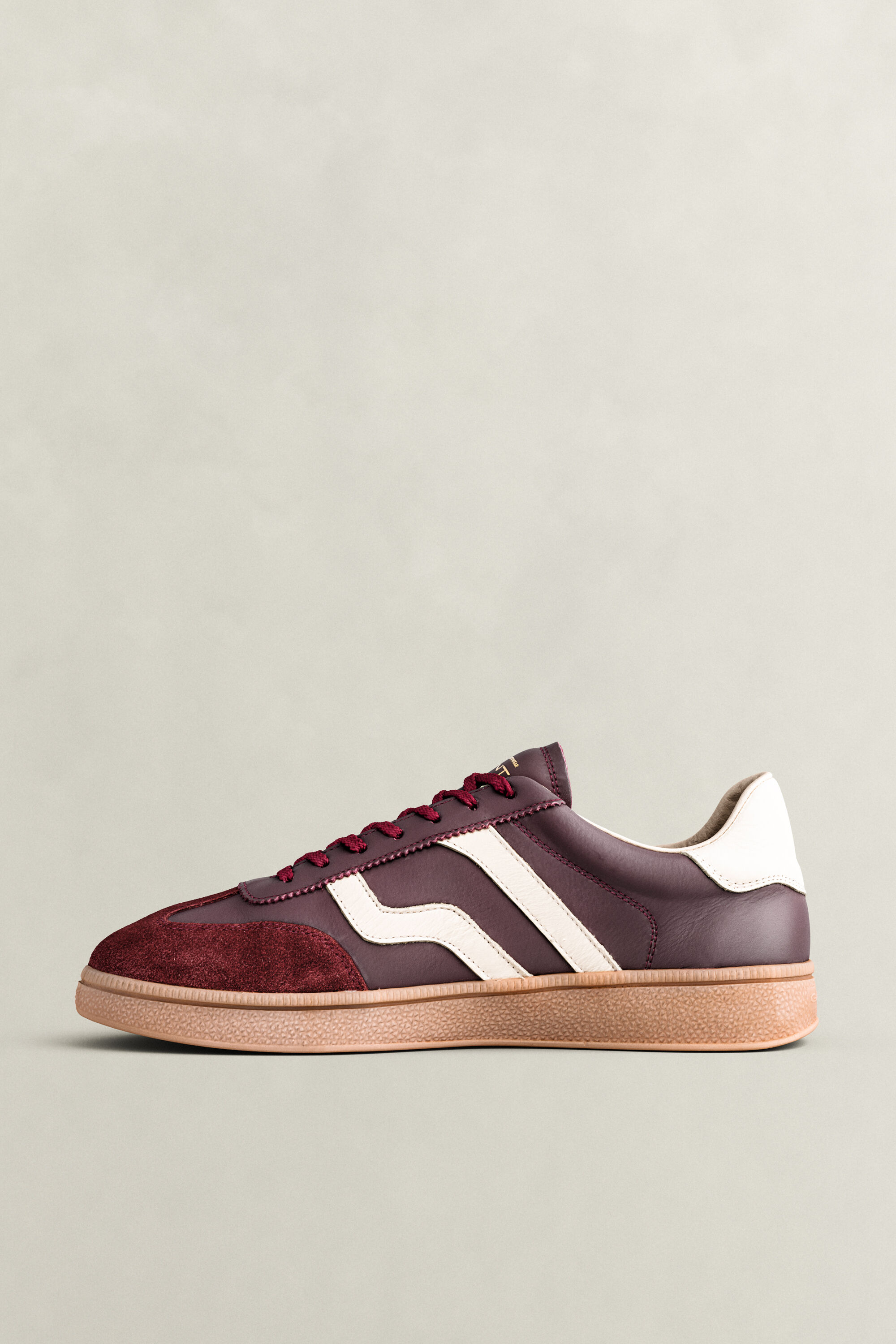Cuzmo sneakers i læder og ruskind
