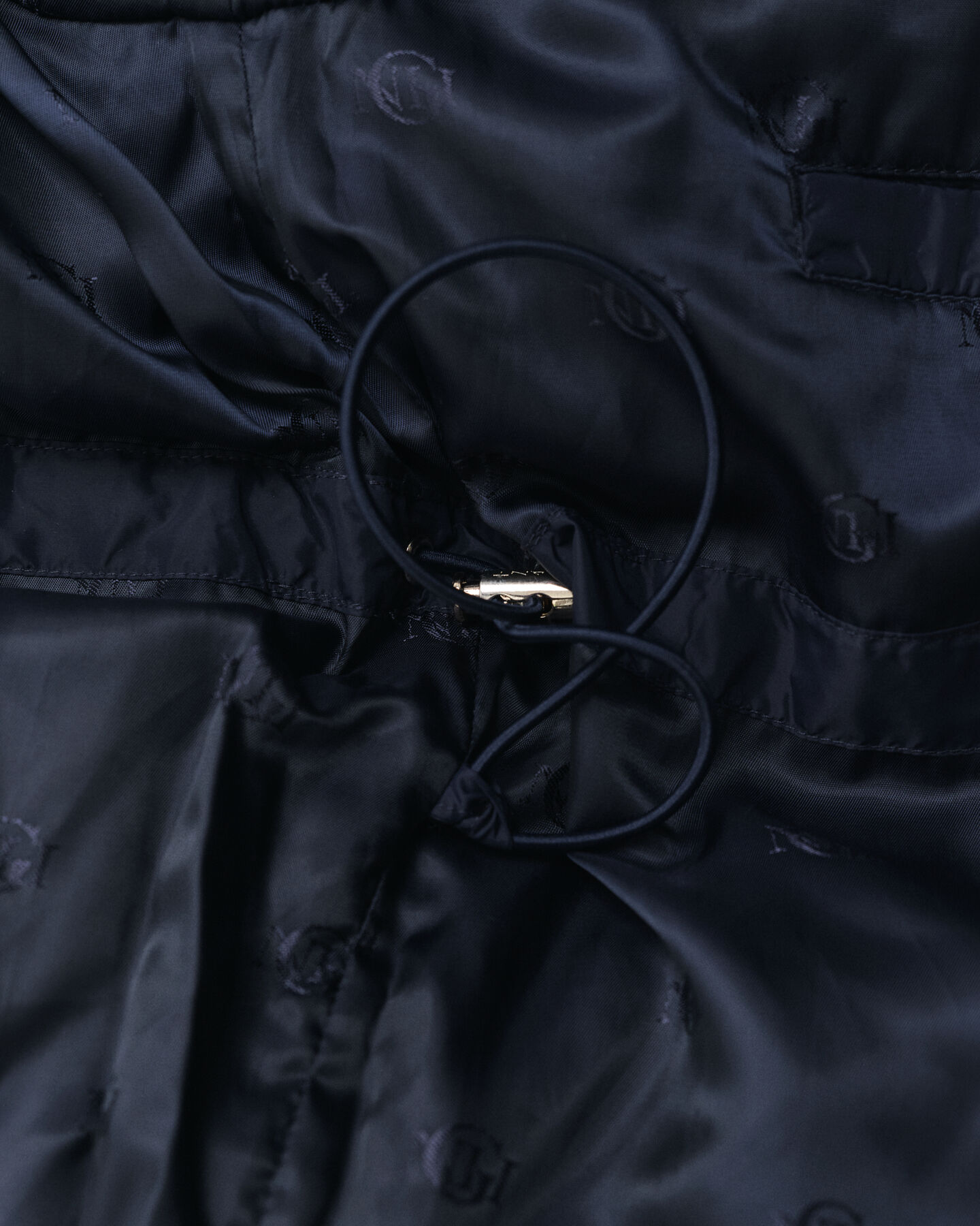 Dunjakke i mellemlængde