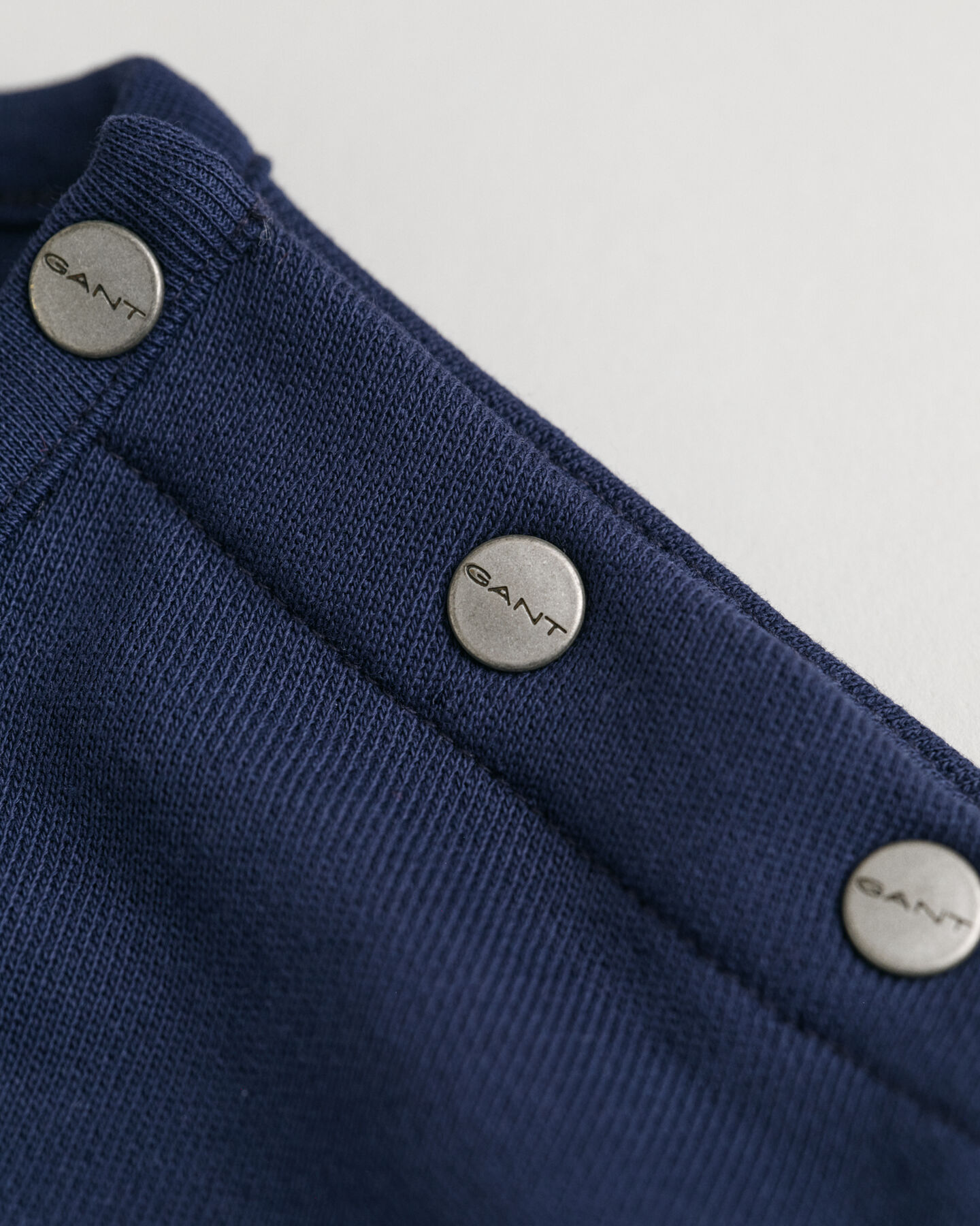 Crewneck sweatshirt med farveblokke