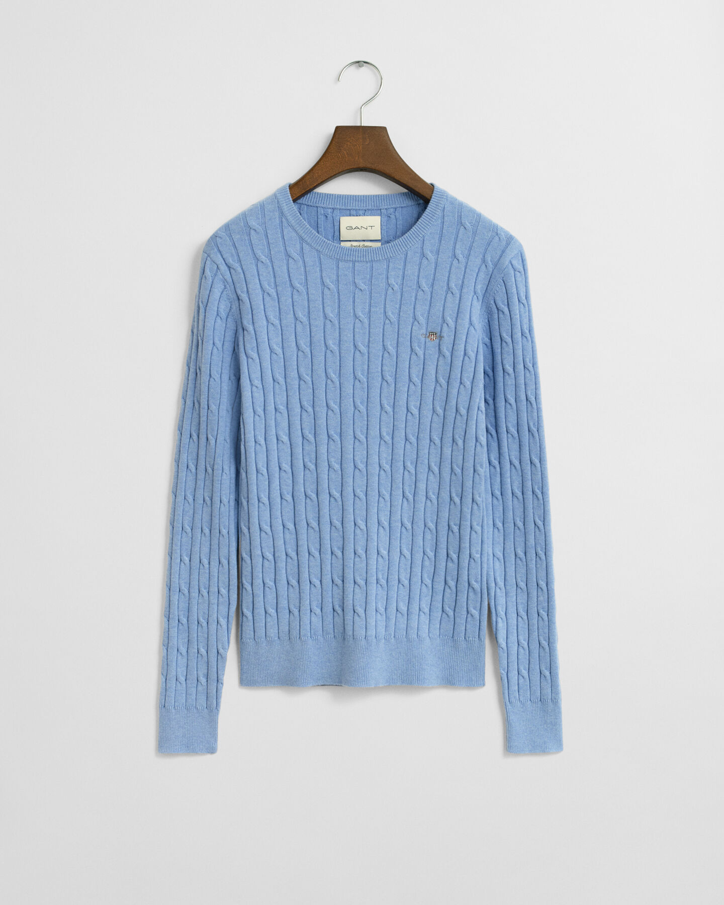 Crewneck sweater af strækbomuld med kabelstrik