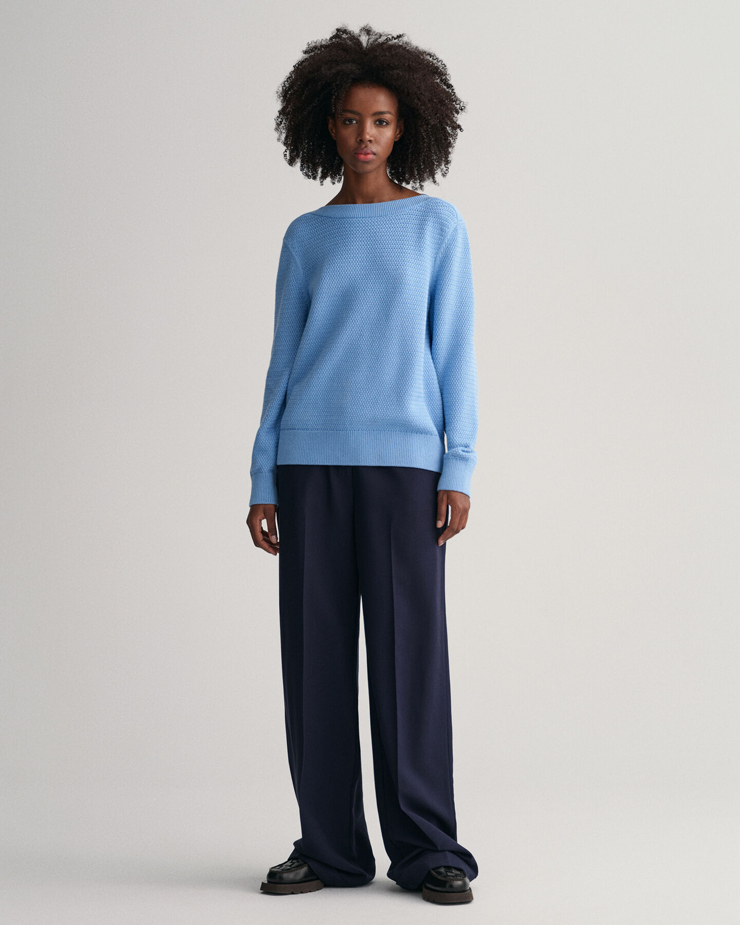 Tekstureret bomuldssweater med bådudskæring