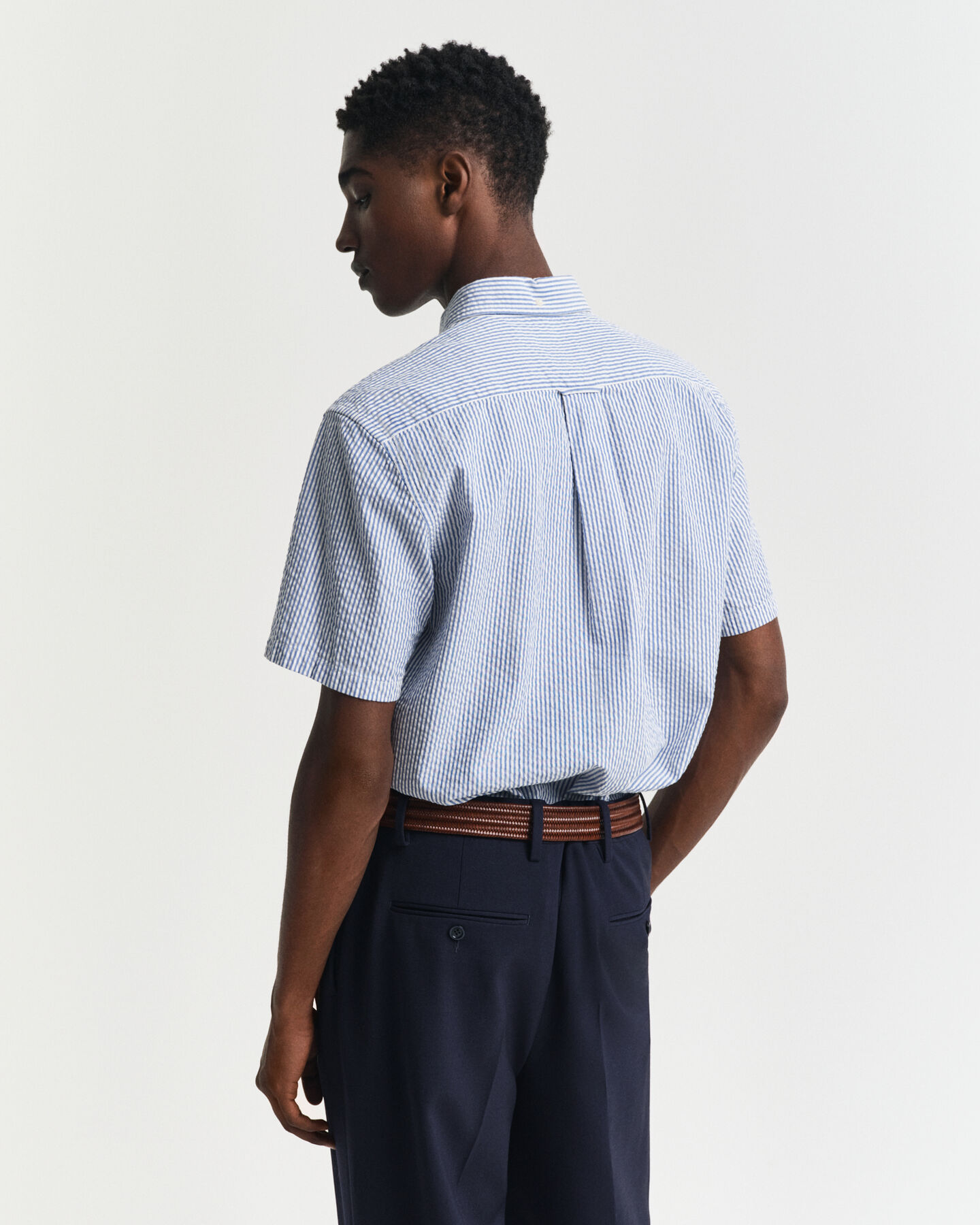 Regular fit stribet seersucker skjorte med korte ærmer