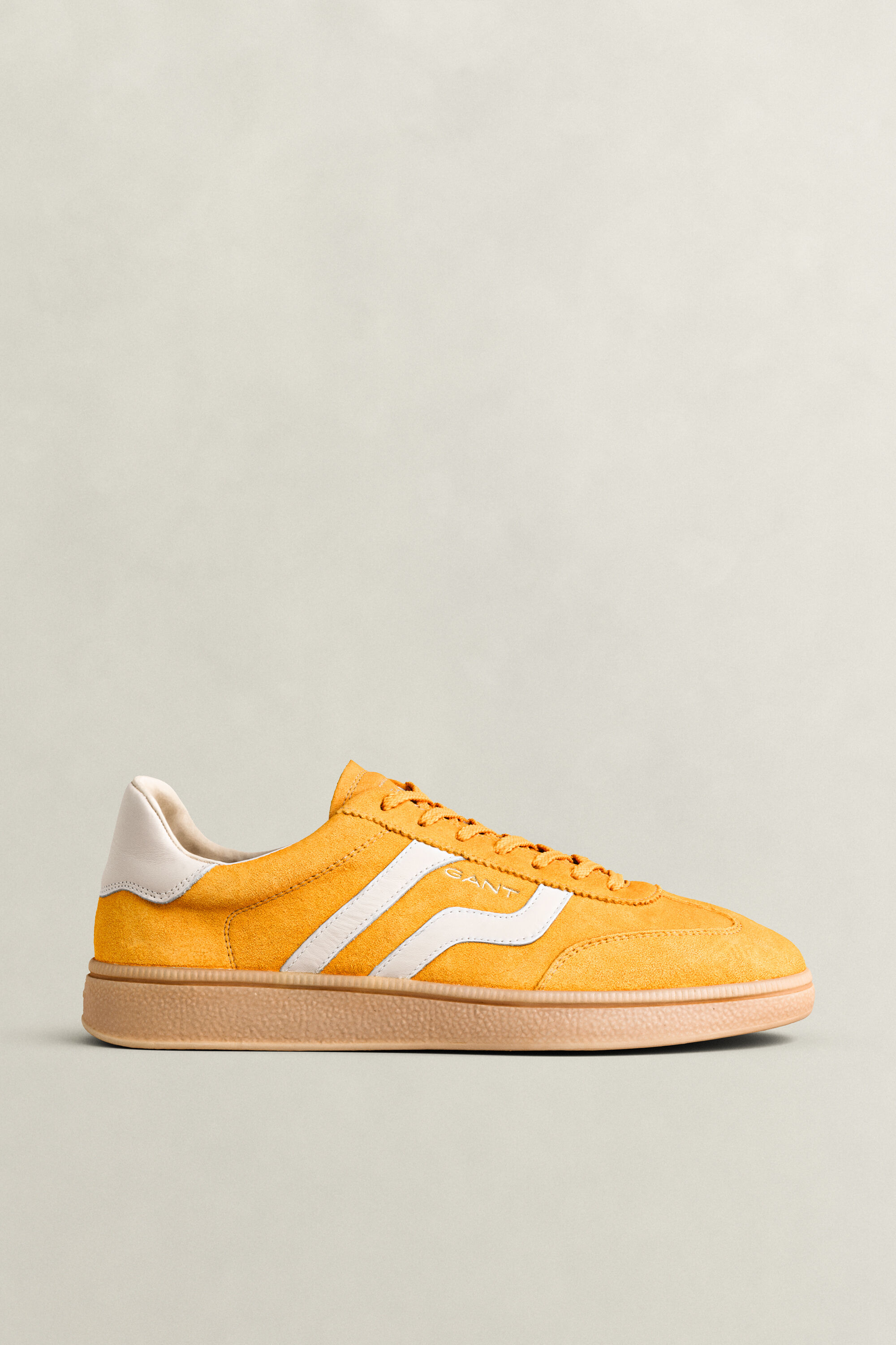 Cuzmo sneakers i ruskind