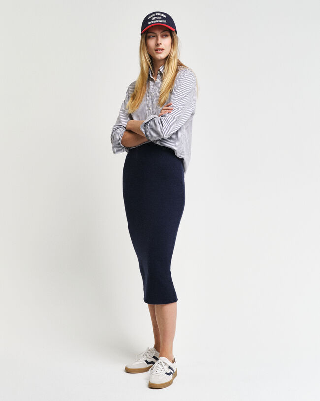 Uldstrikket nederdel