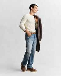 Crewneck sweater af bomuld med kabelstrik