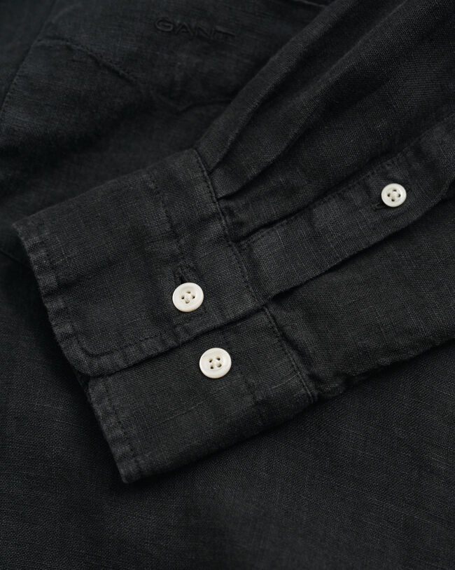 Regular fit garment-dyed hørskjorte
