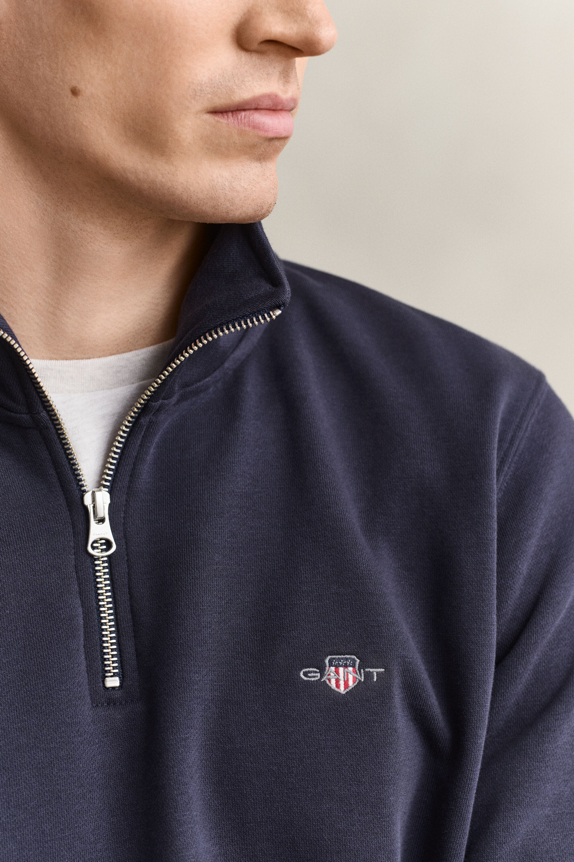 Shield sweatshirt med halv lynlås