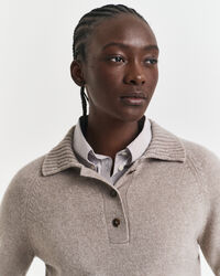 Strikket Rugger i uld- og kashmirblanding