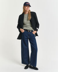 Crewneck sweater af strækbomuld med kabelstrik