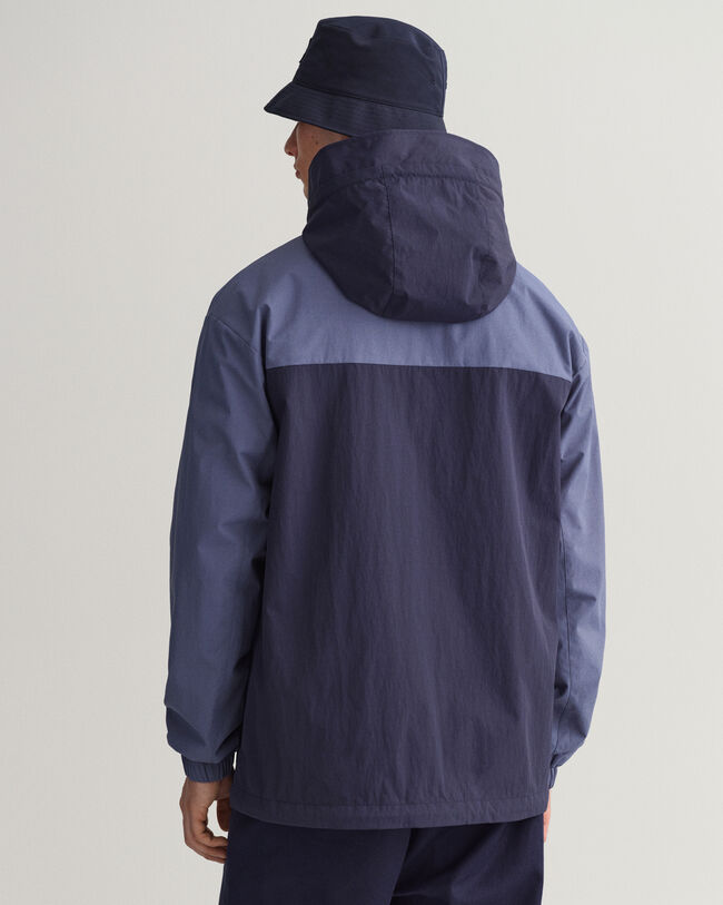 Jakke med hætte og blokke