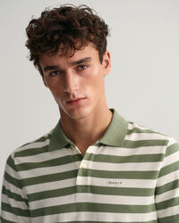 Flerstribet piqu&eacute; poloskjorte