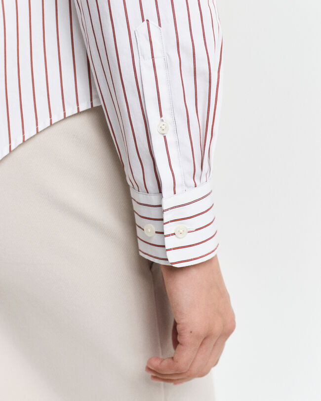 Regular fit poplin skjorte med tynde striber