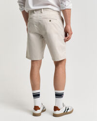 Seasonal Essential Regular fit Archive Shield chinoshorts
