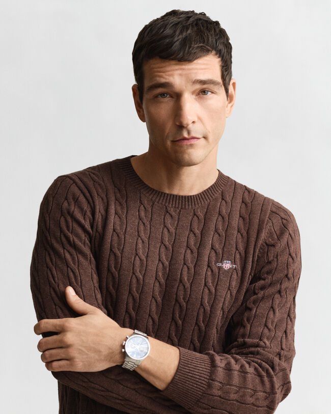 Crewneck sweater af bomuld med kabelstrik