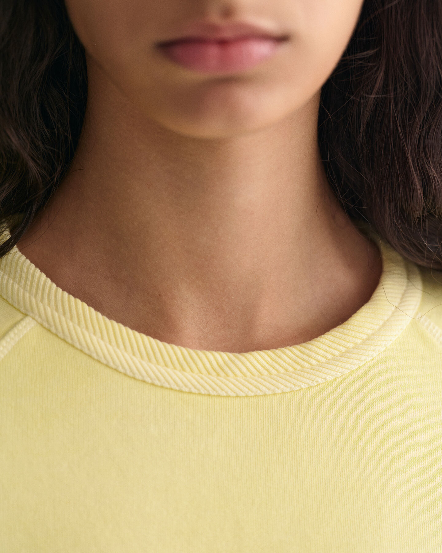 Sunfaded kort&aelig;rmet sweatshirt