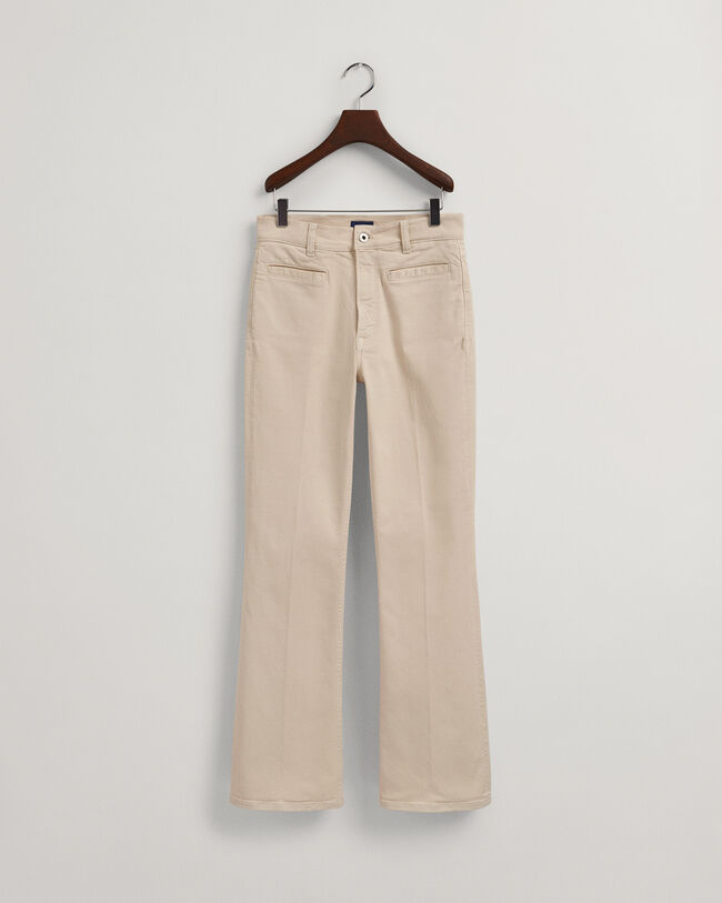 Jeans i farver med svaj