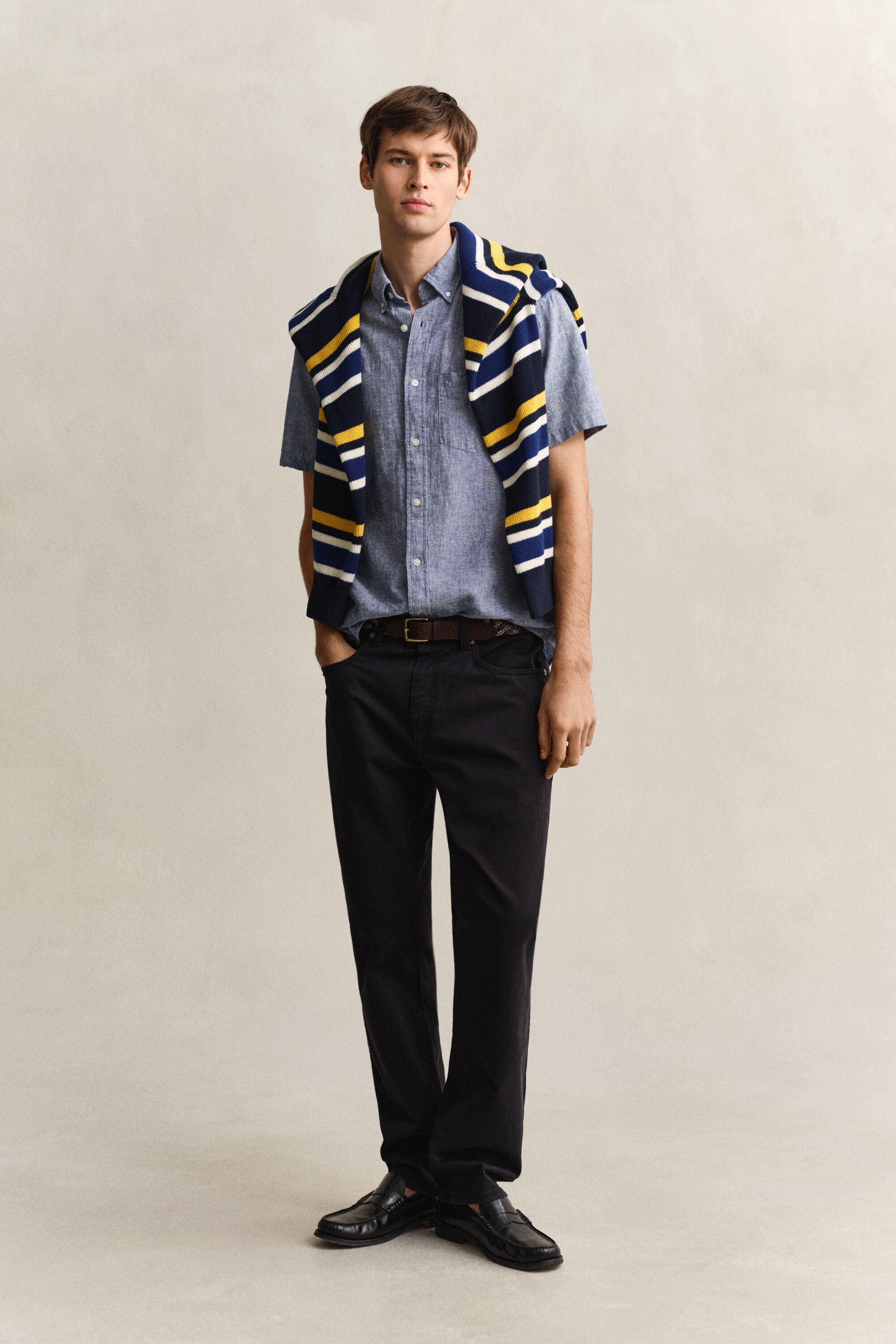 Kortærmet skjorte af hørblanding