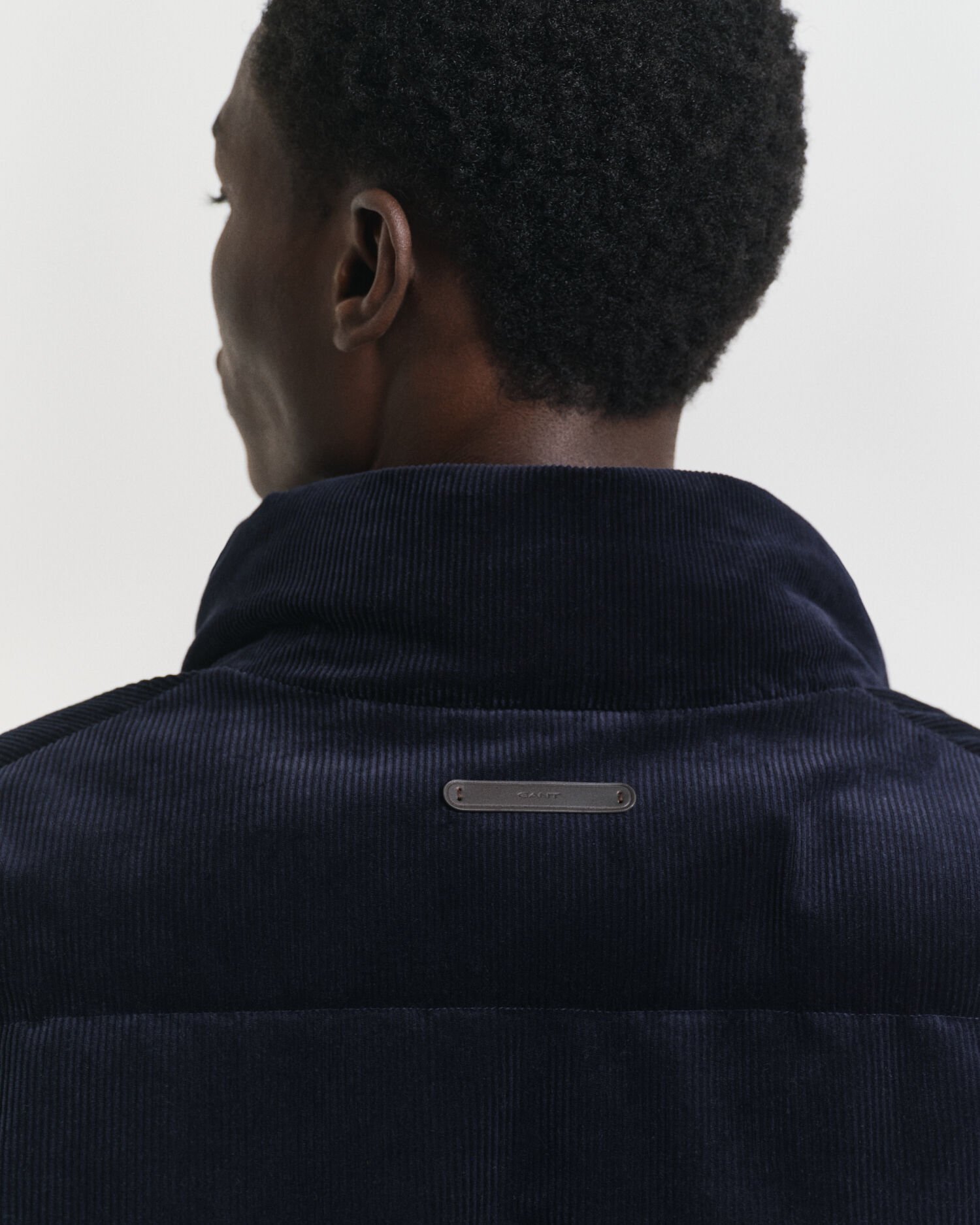 Pufferjakke i jernbanefløjl