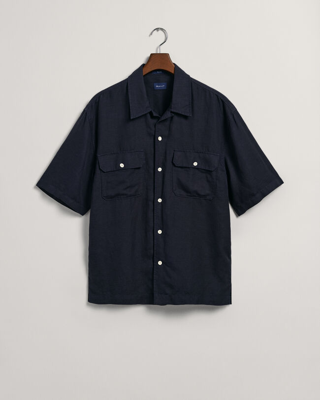 Relaxed fit skjorte af h&oslash;r og lyocell og korte &aelig;rmer