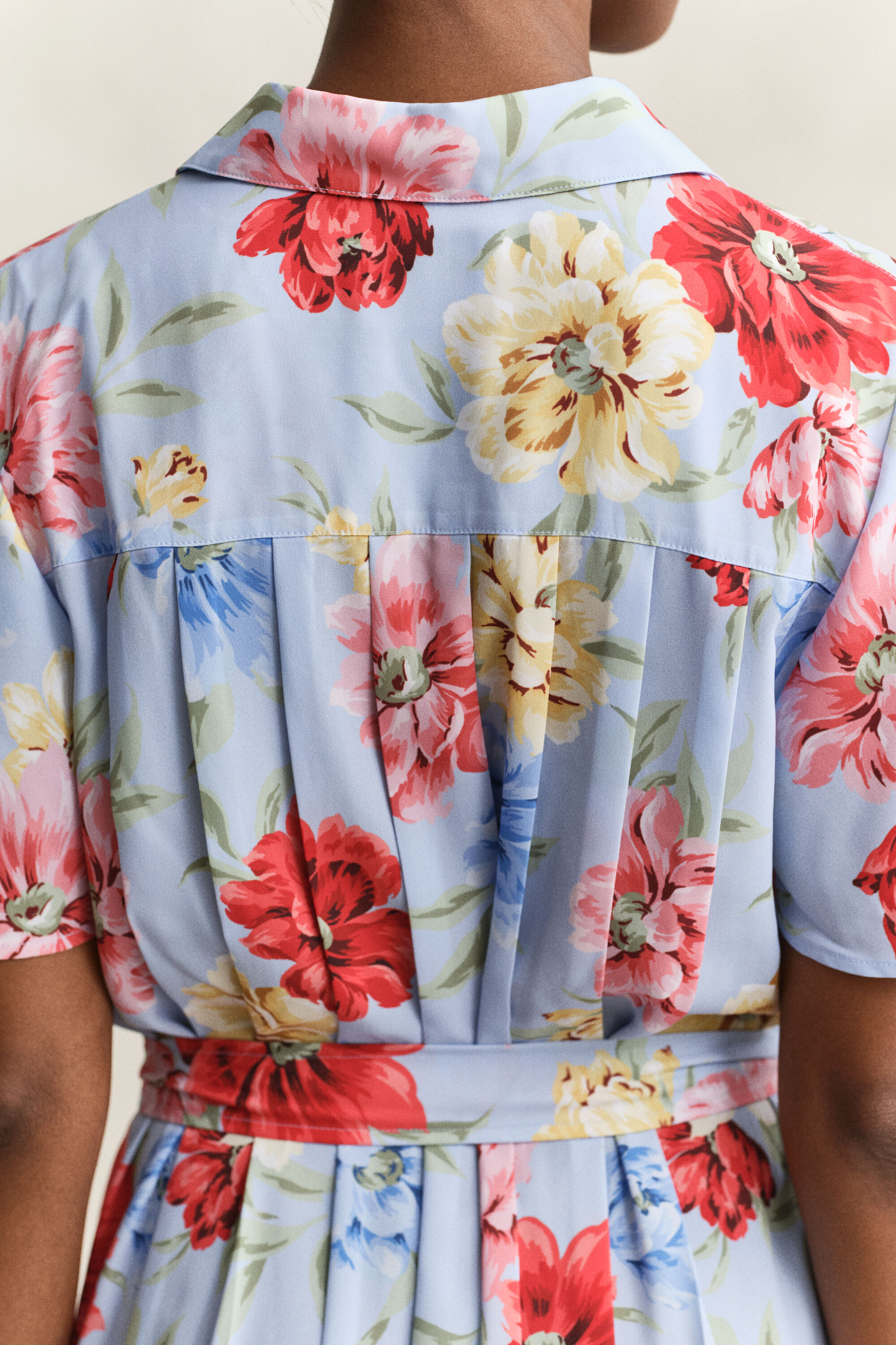 Blomstret skjortekjole