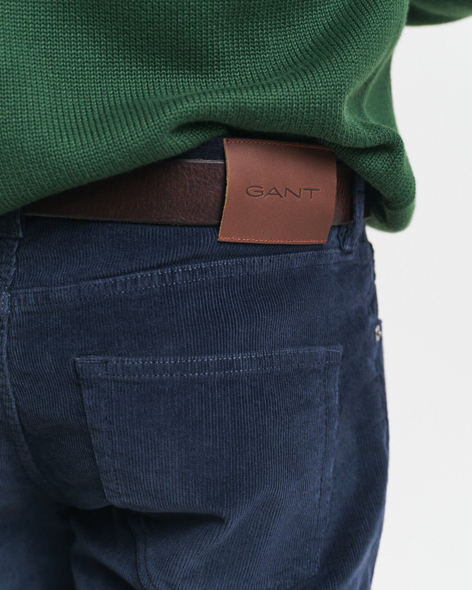 Slim fit jeans af jernbanefløjl