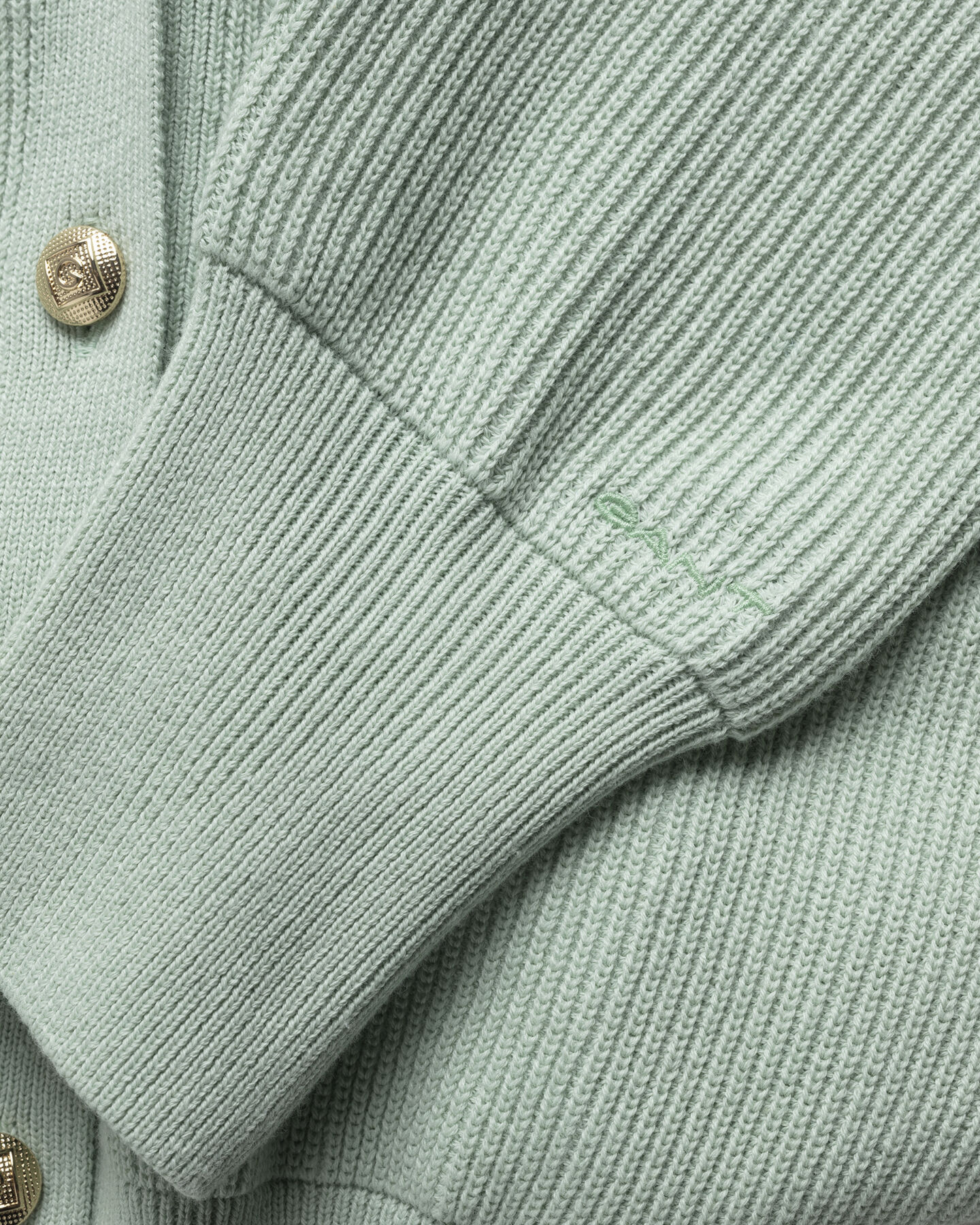 Ribstrikket cardigan af bomuld