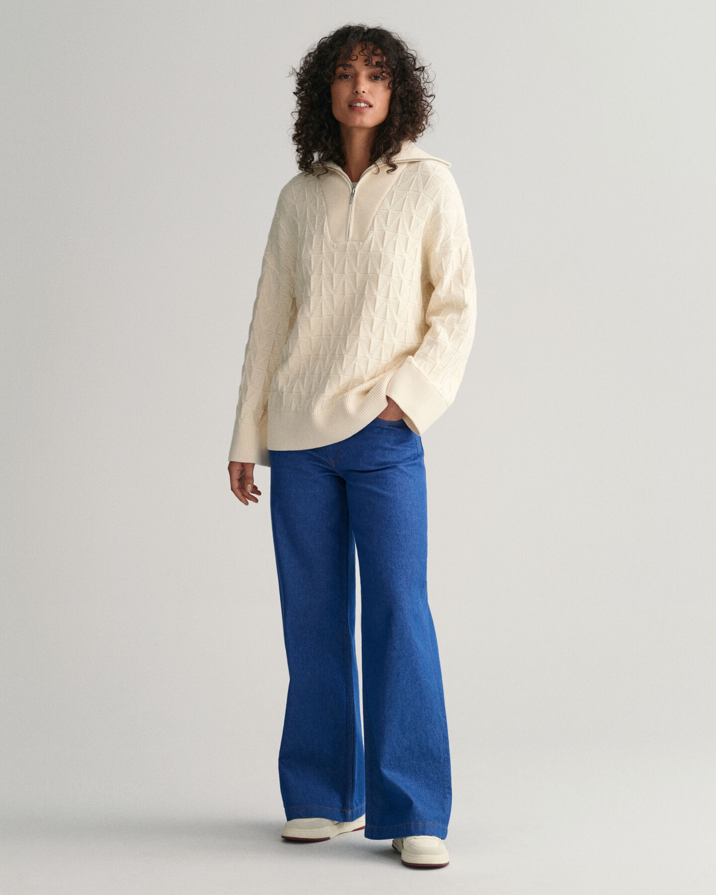 Sildebensmønstret sweater med halv lynlås